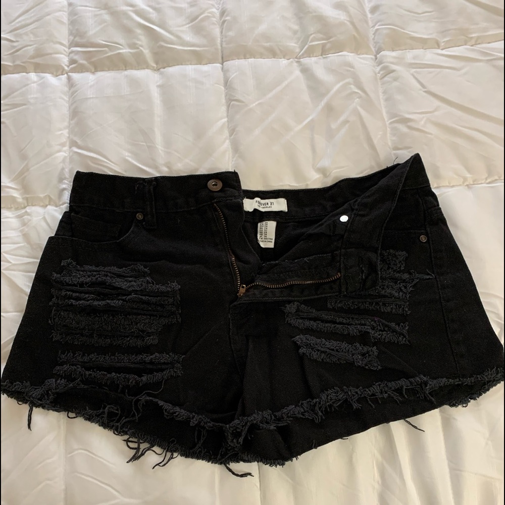 Forever 21 distressed Shorts